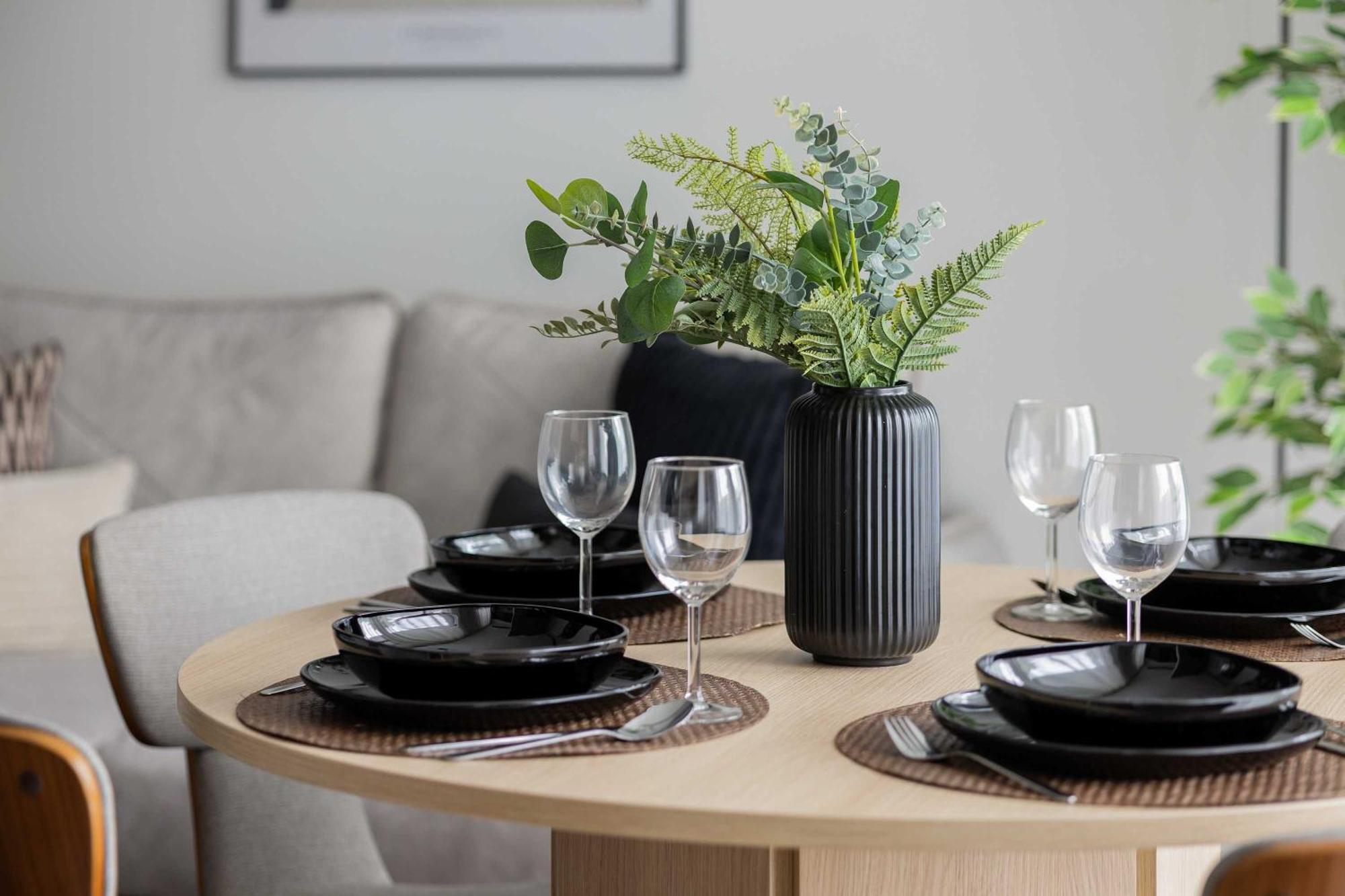 Apartment Sarmacka Wilanow With Parking, Sauna & Gym By Noclegi Renters Варшава Екстериор снимка